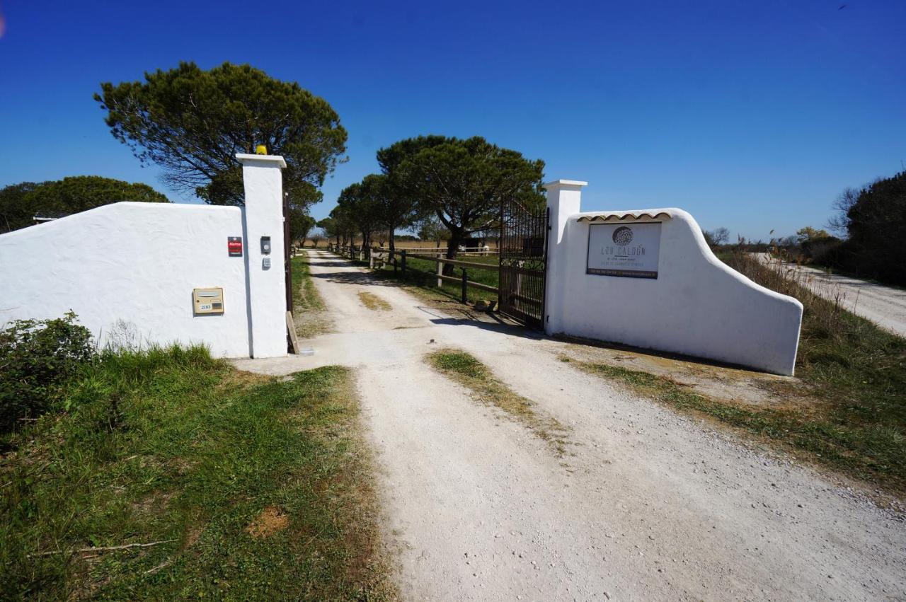 Gites Equestres Lou Caloun - Les Saintes Maries De La Mer Exterior photo