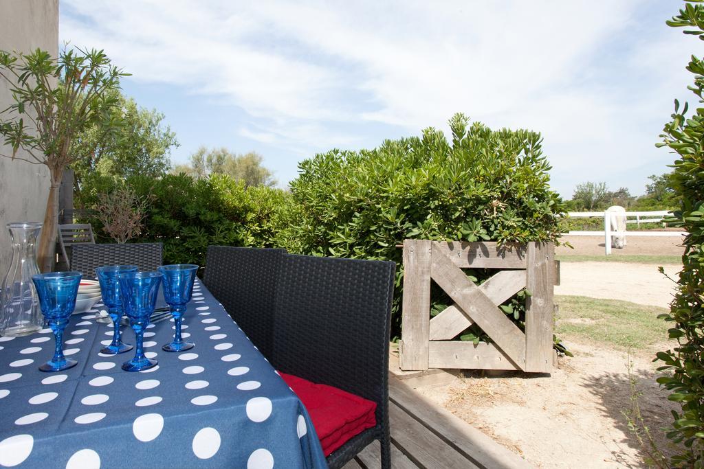 Gites Equestres Lou Caloun - Les Saintes Maries De La Mer Room photo